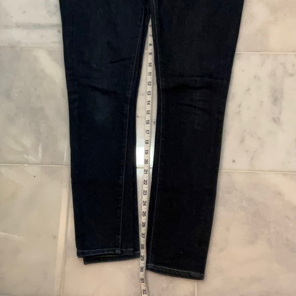 Jeans - Picture 9 of 16